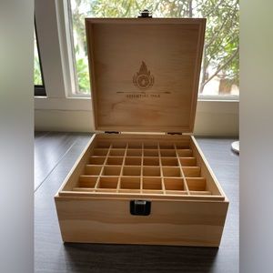 Essential Oil Wood Carrier Case Organizer Holds 36